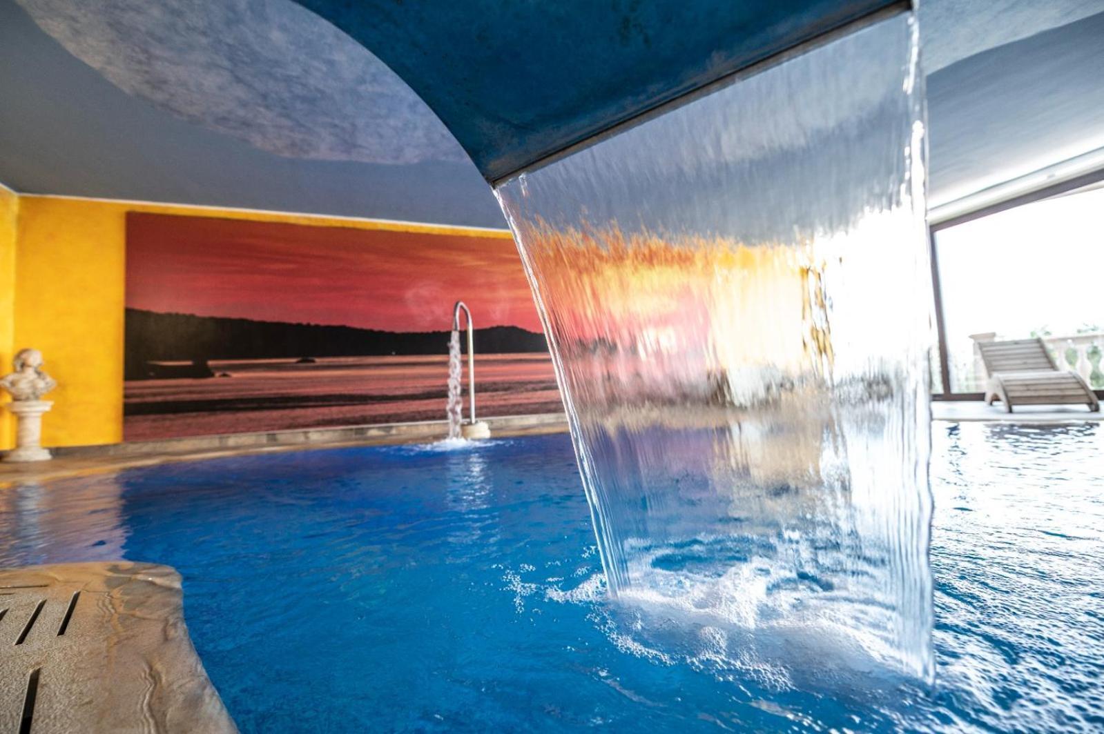 Villa Rosaria con spa e piscina interna Gioiosa Marea Esterno foto